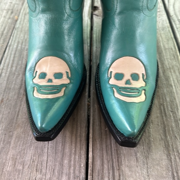Liberty handmade turquoise skull inlay boots - Picture 4 of 7